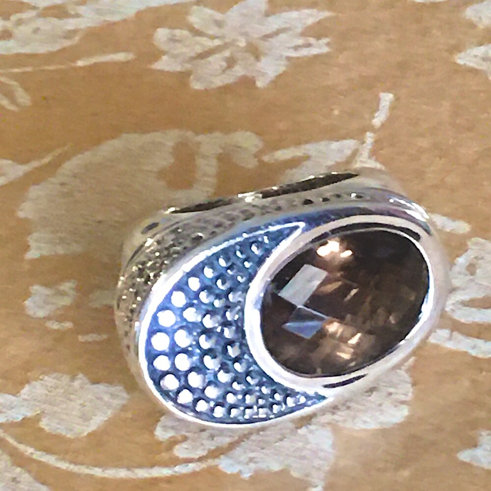 SALE Fantastic and Unusual 925 Sterling Silver and Smokey Quartz Gemstone Ring - Picture 3 of 10